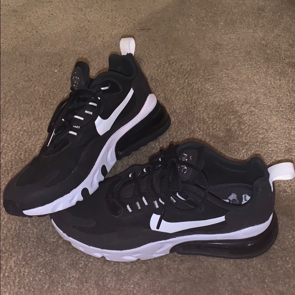 Nike AirMax 270 React